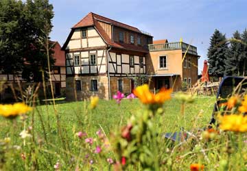 Ferienhaus mit eigener Liegewiese